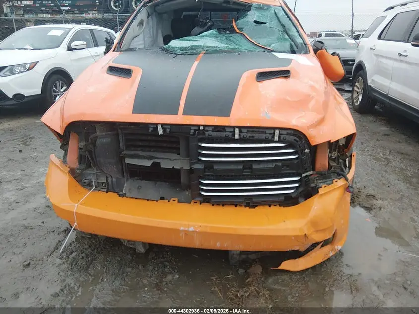 2015 RAM 1500 SPORT