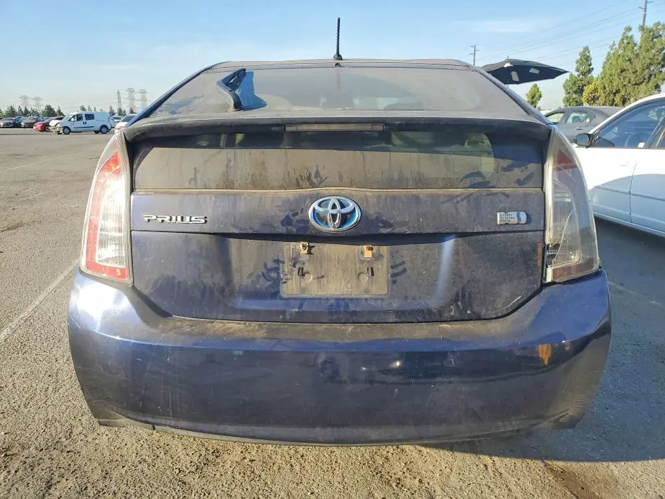 2013 TOYOTA PRIUS TWO  