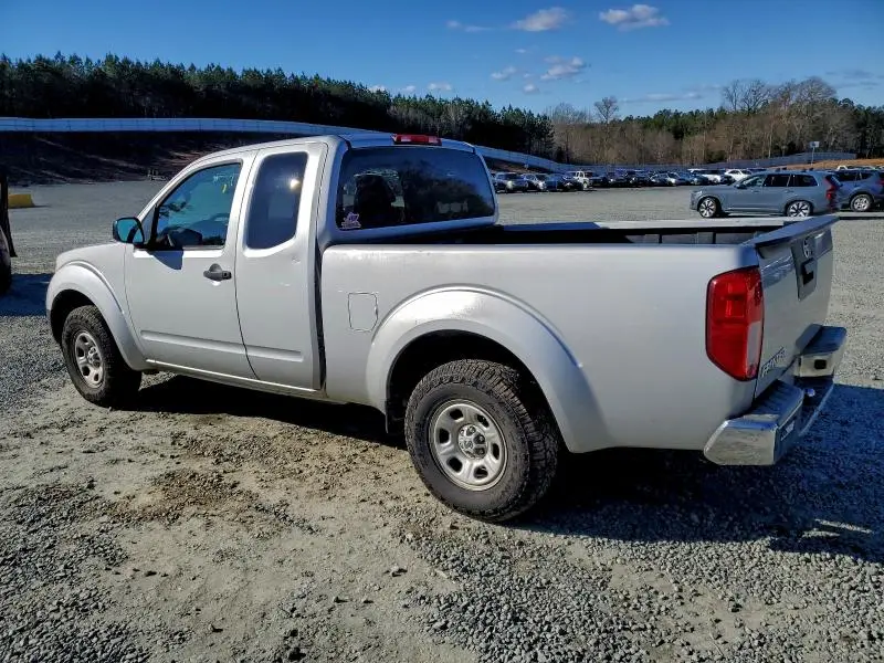 2015 NISSAN FRONTIER S  