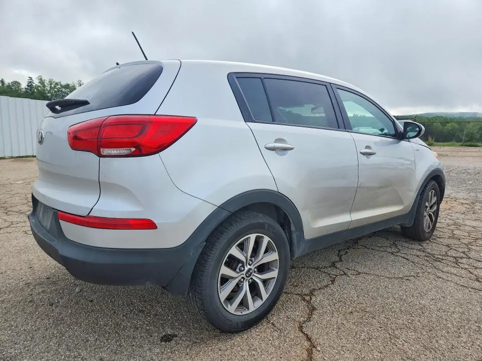 2016 KIA SPORTAGE LX  