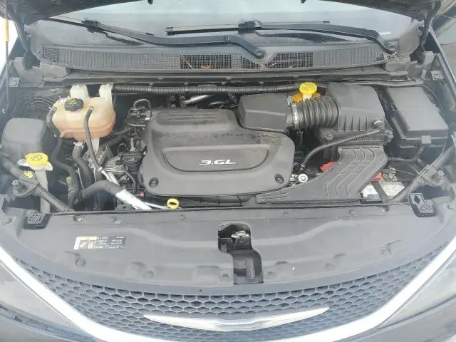 2017 CHRYSLER PACIFICA TOURING  