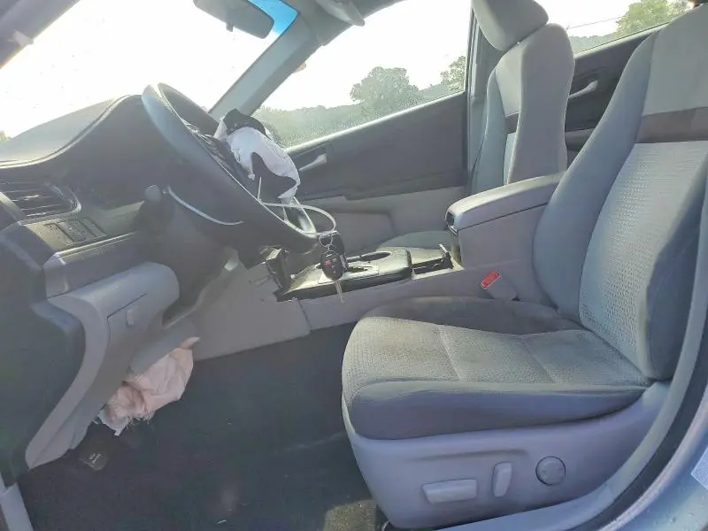 2012 TOYOTA CAMRY LE  