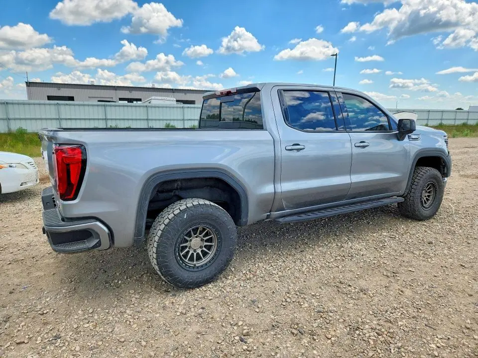 2025 GMC SIERRA K1500 AT4  