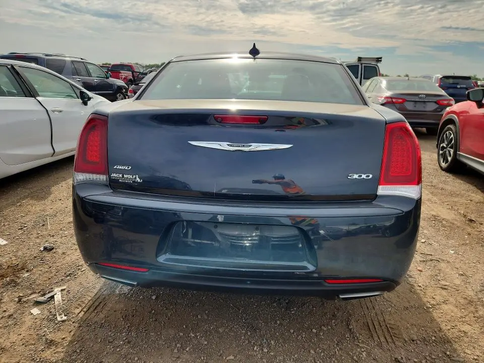 2018 CHRYSLER 300 TOURING  