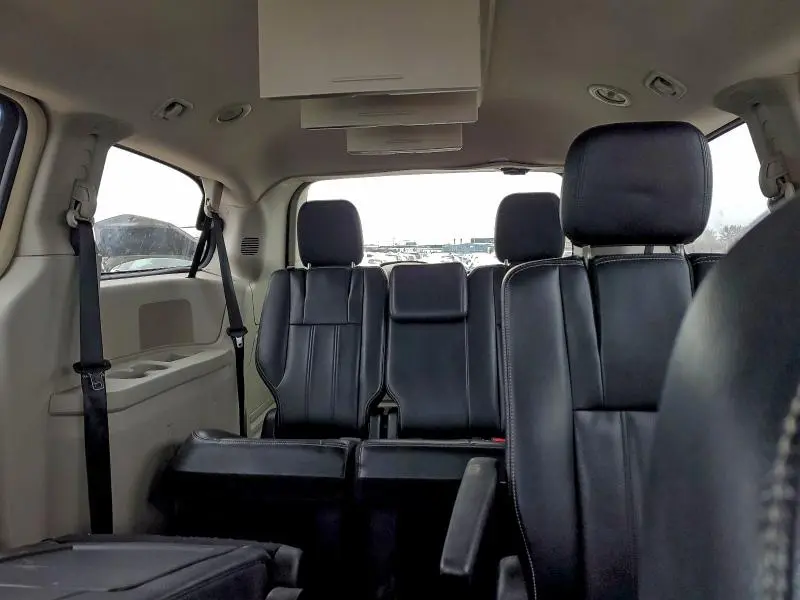 2013 CHRYSLER TOWN & COUNTRY TOURING  