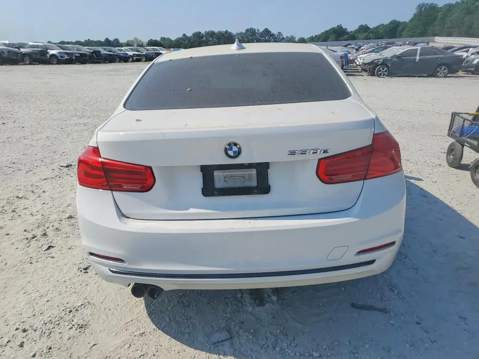 2018 BMW 330E   