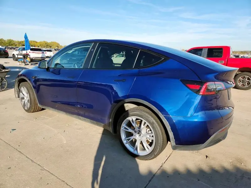 2024 TESLA MODEL Y   