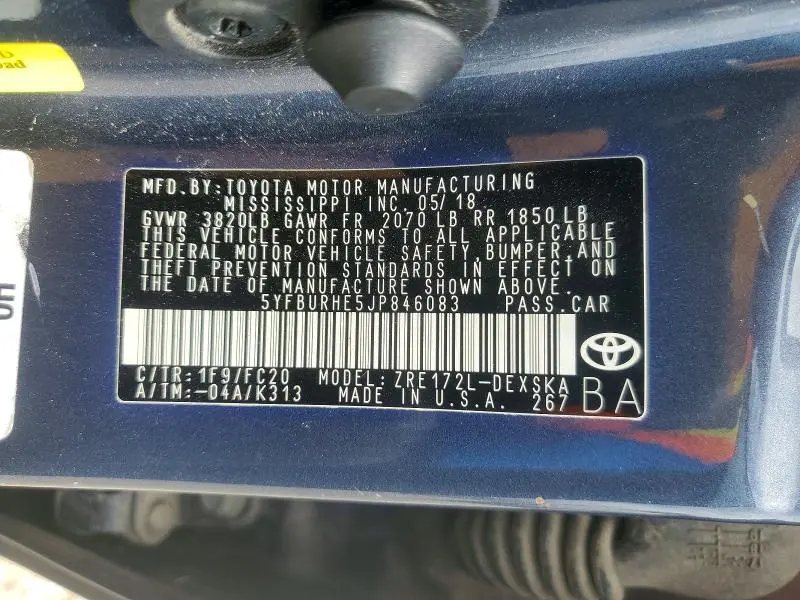 2018 TOYOTA COROLLA SE  