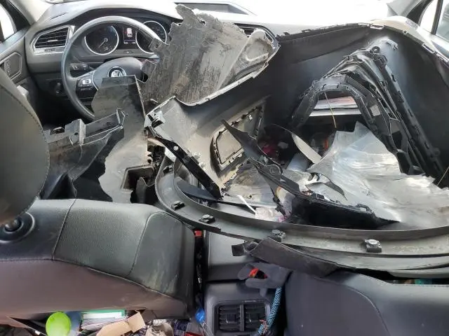 2020 VOLKSWAGEN TIGUAN SE