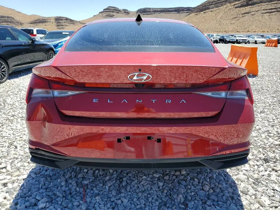 2023 HYUNDAI ELANTRA SEL  