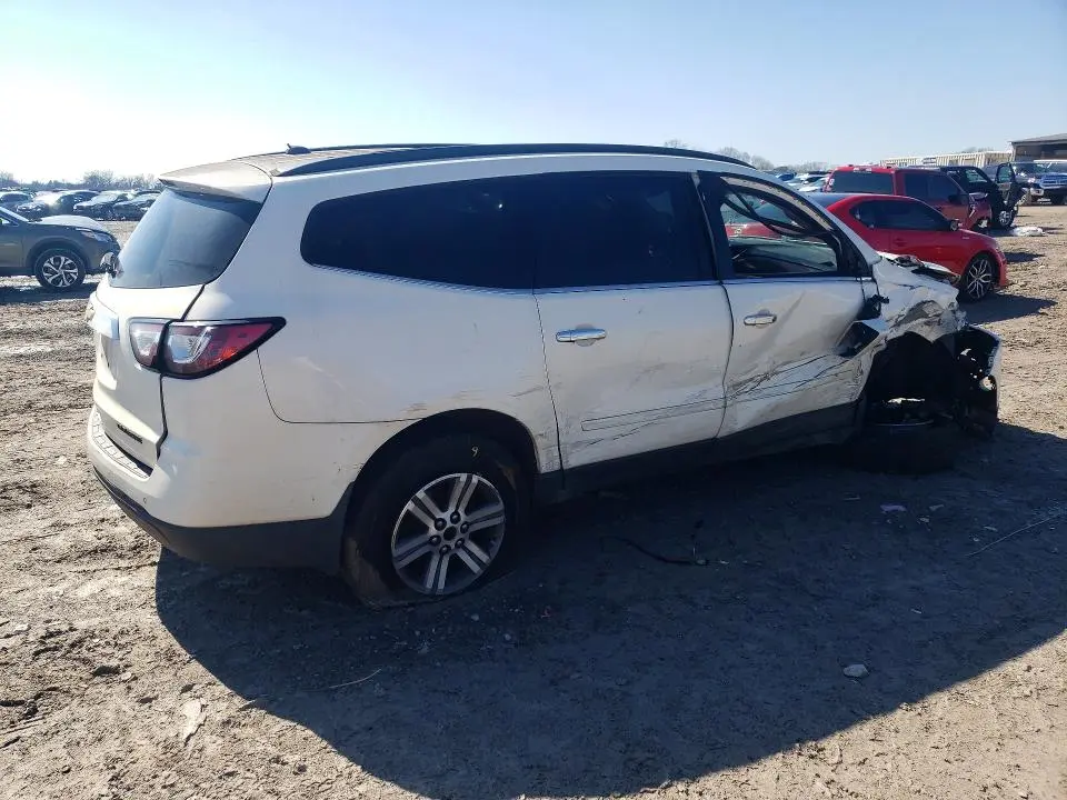 2015 CHEVROLET TRAVERSE LT  