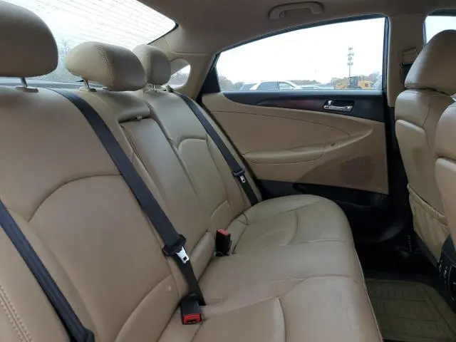 2013 HYUNDAI SONATA SE  
