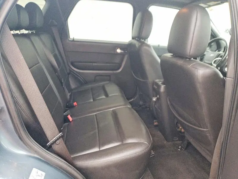 2010 FORD ESCAPE LIMITED  