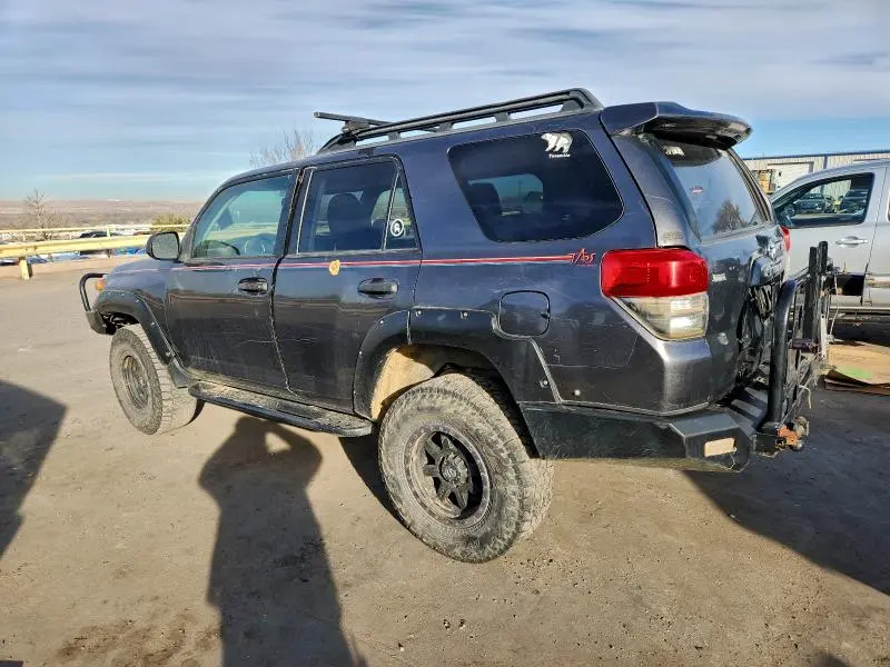2012 TOYOTA 4RUNNER SR5  