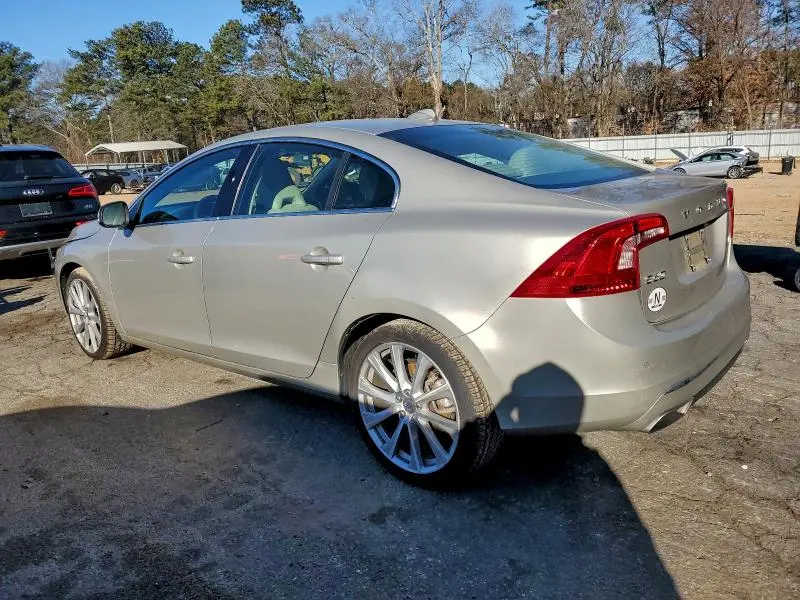 2018 VOLVO S60 PLATINUM  