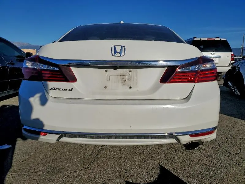 2017 HONDA ACCORD EX  
