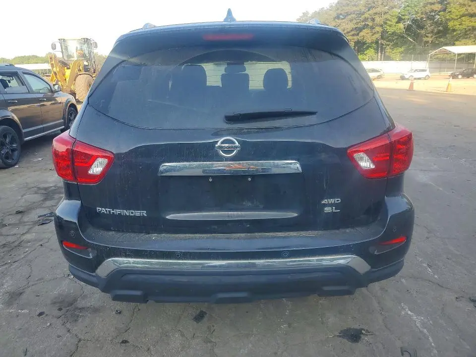 2020 NISSAN PATHFINDER SL  