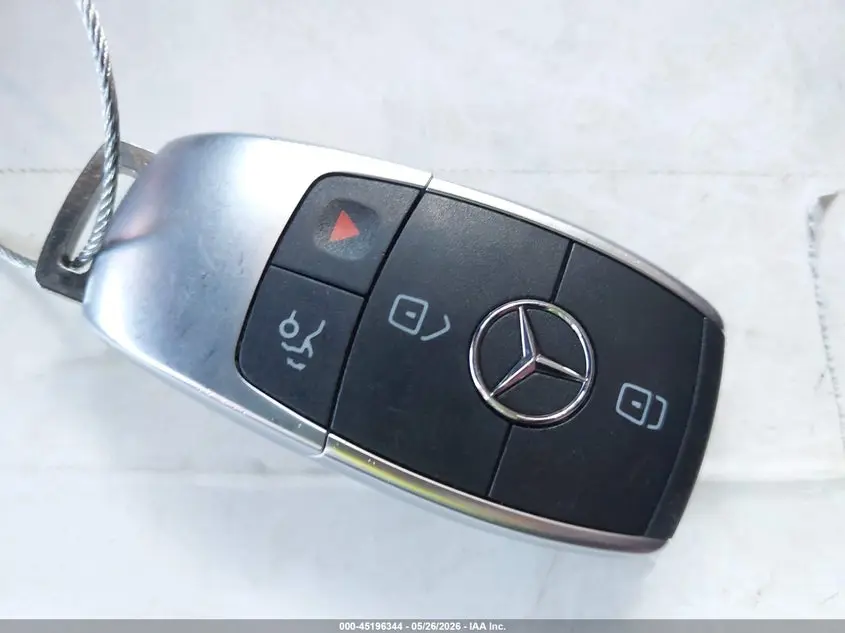 2020 MERCEDES-BENZ GLC 300  