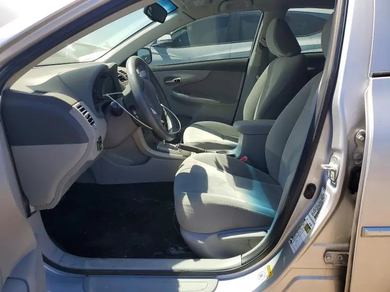 2010 TOYOTA COROLLA LE  
