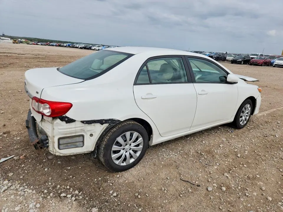 2012 TOYOTA COROLLA LE  