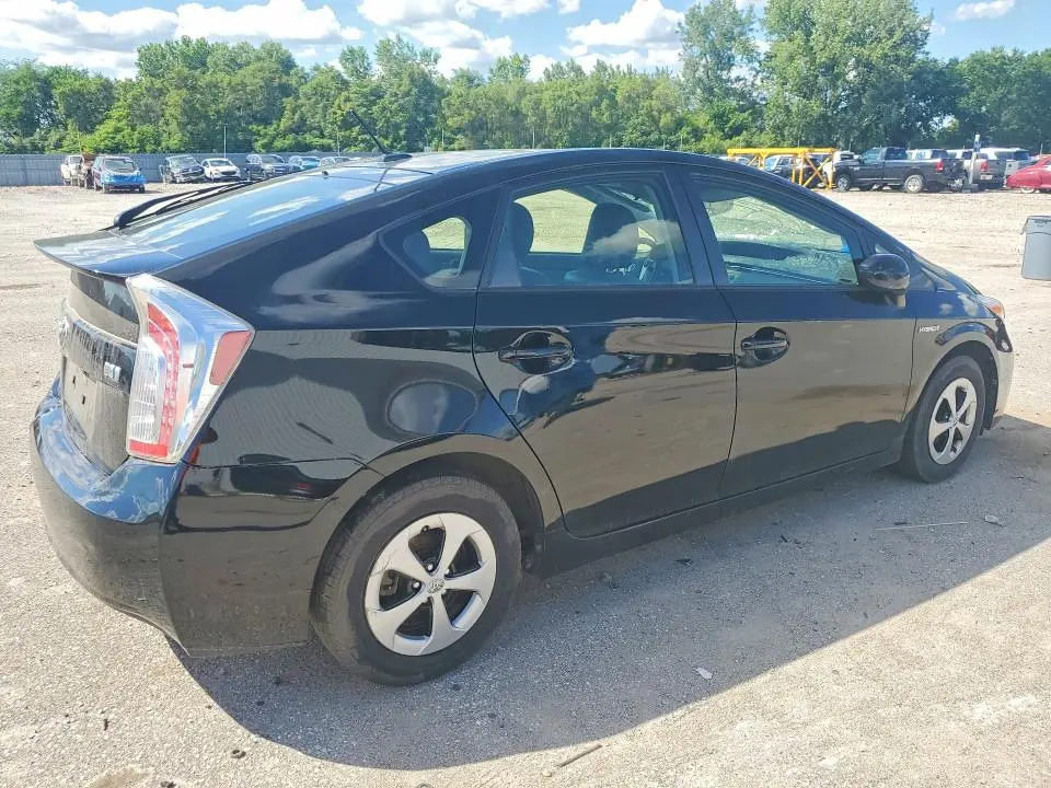 2014 TOYOTA PRIUS FOUR  