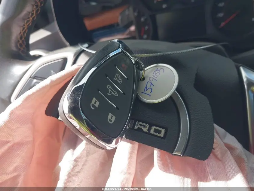 2019 CHEVROLET CAMARO 2LT