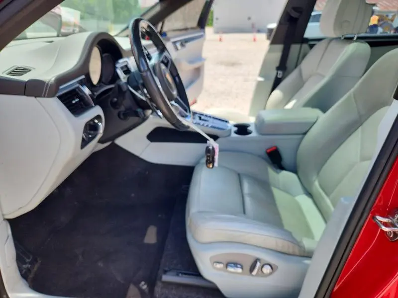 2018 PORSCHE MACAN S  