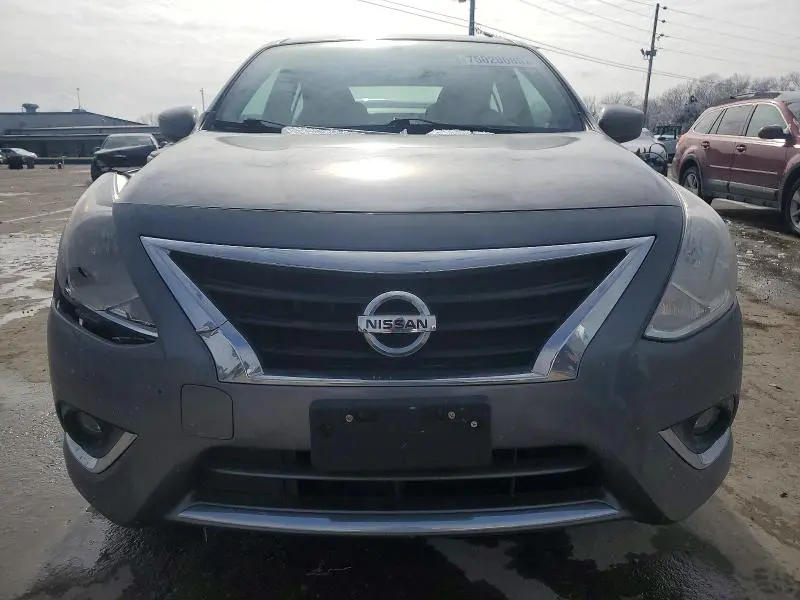 2018 NISSAN VERSA S  