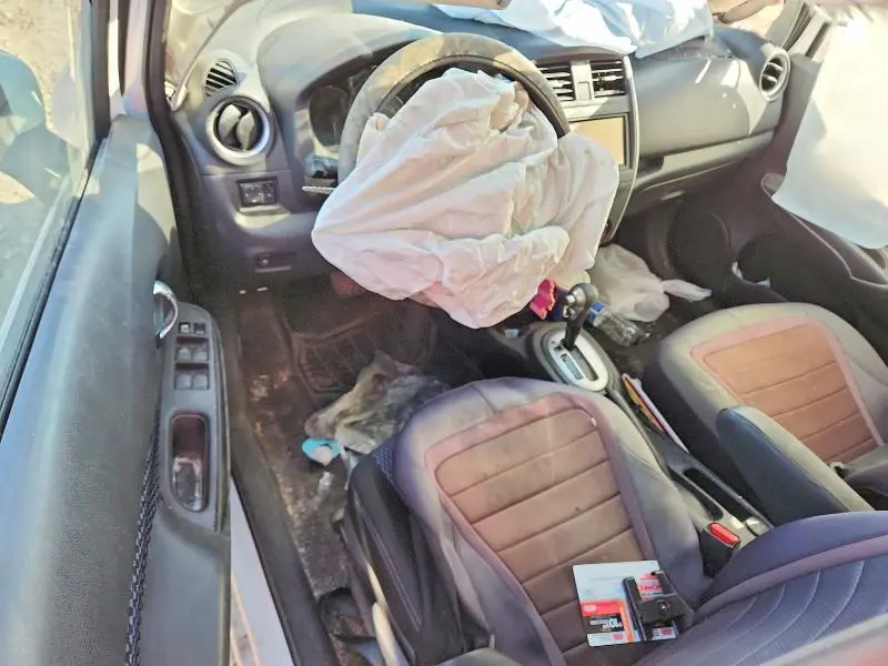 2019 NISSAN VERSA NOTE SV  