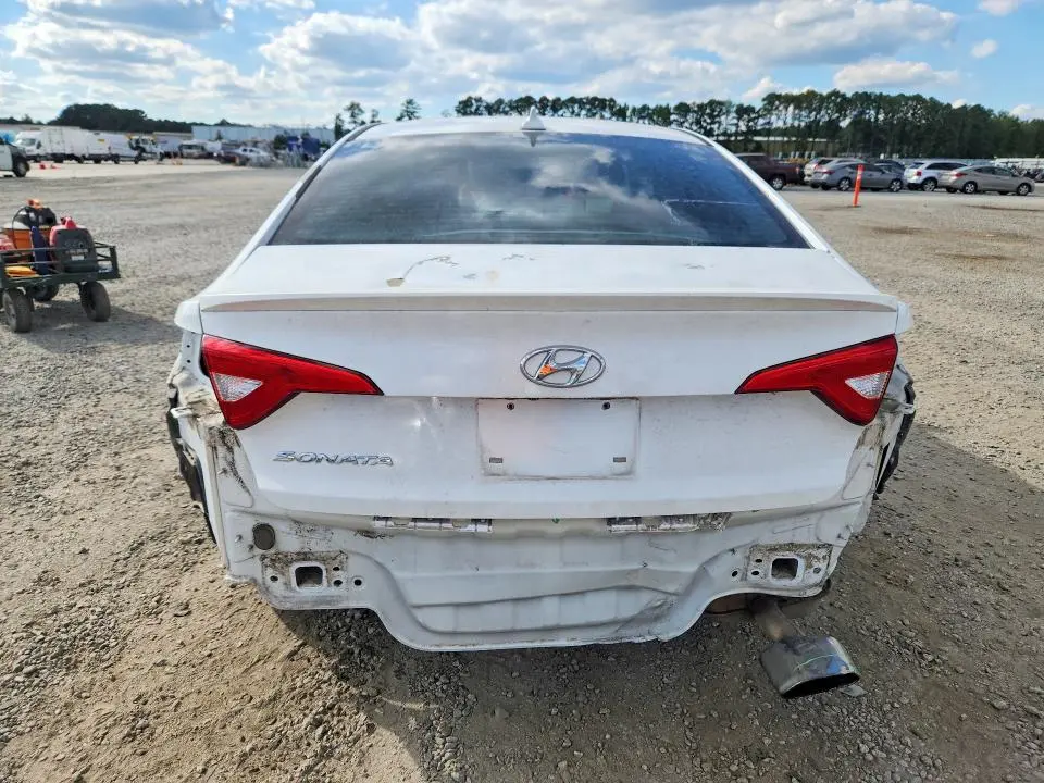 2017 HYUNDAI SONATA SE  