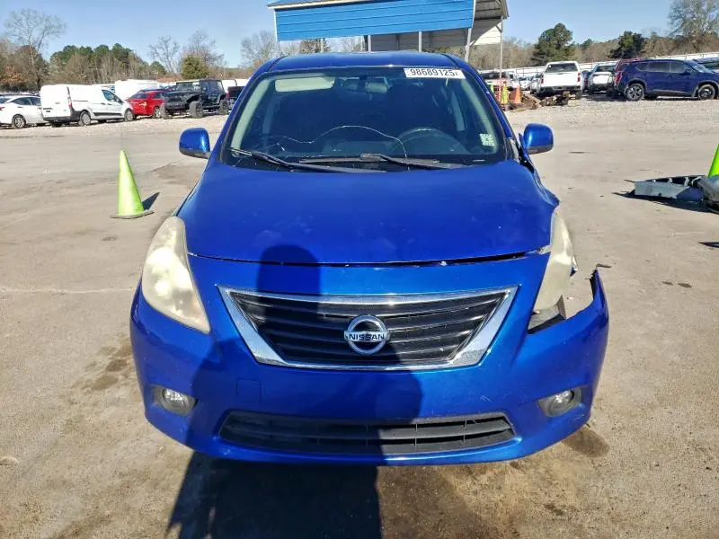 2014 NISSAN VERSA S  