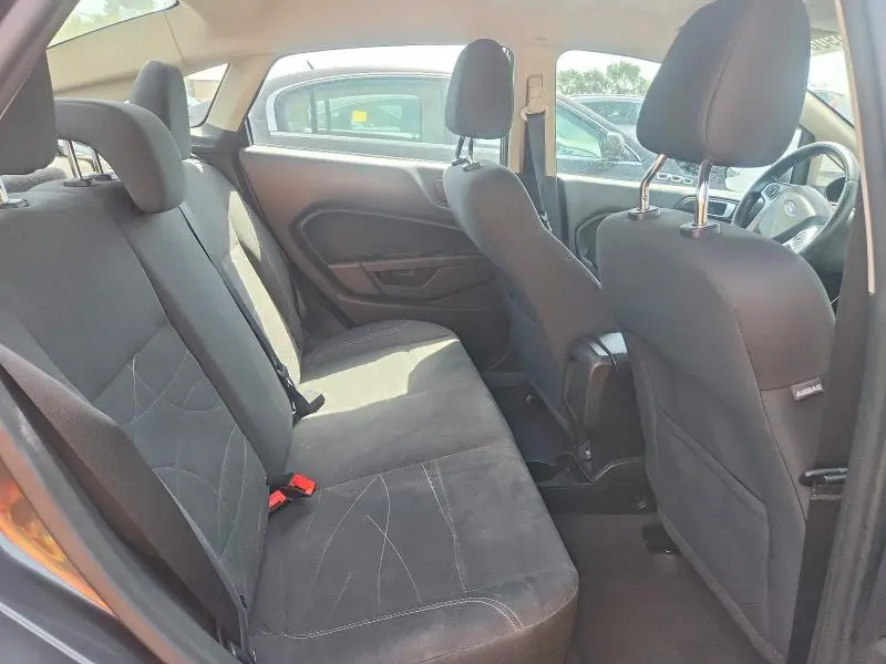 2016 FORD FIESTA SE  