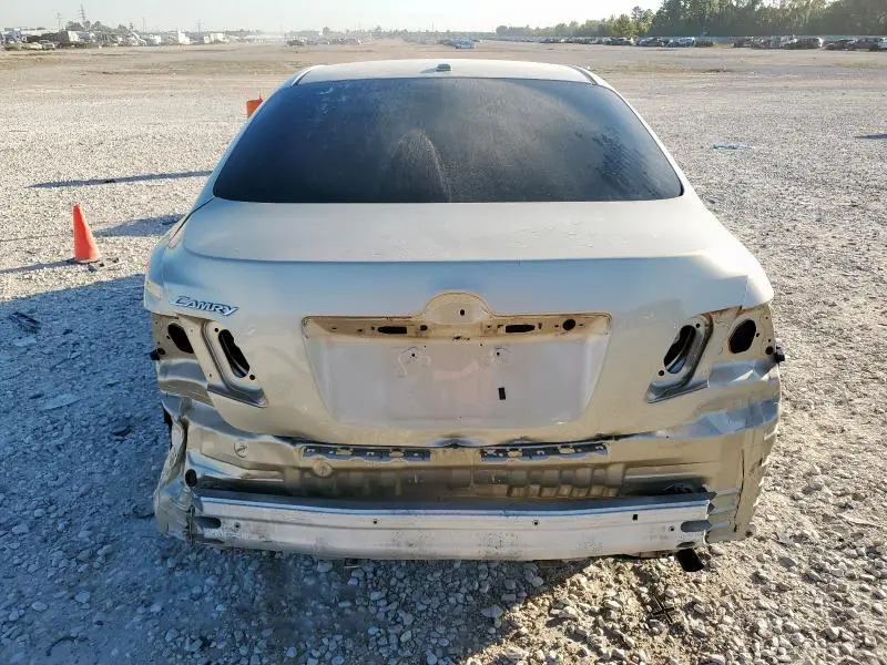 2010 TOYOTA CAMRY BASE  