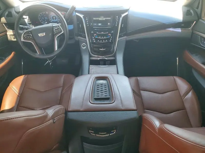 2016 CADILLAC ESCALADE LUXURY  