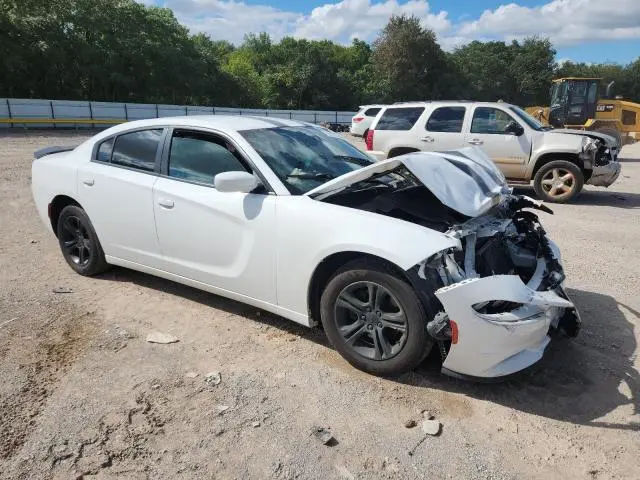 2019 DODGE CHARGER SXT  