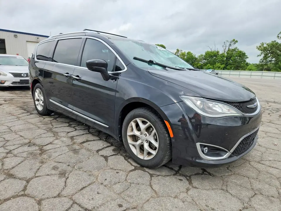 2020 CHRYSLER PACIFICA TOURING L PLUS  