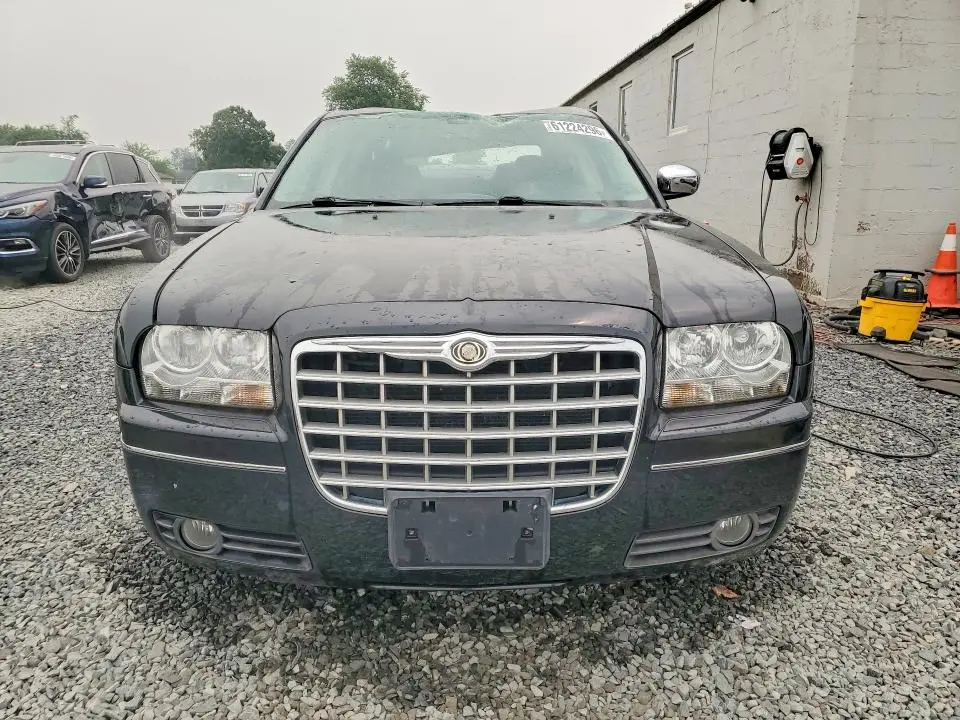 2010 CHRYSLER 300 TOURING  