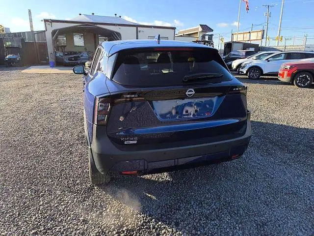 2025 NISSAN KICKS SV  