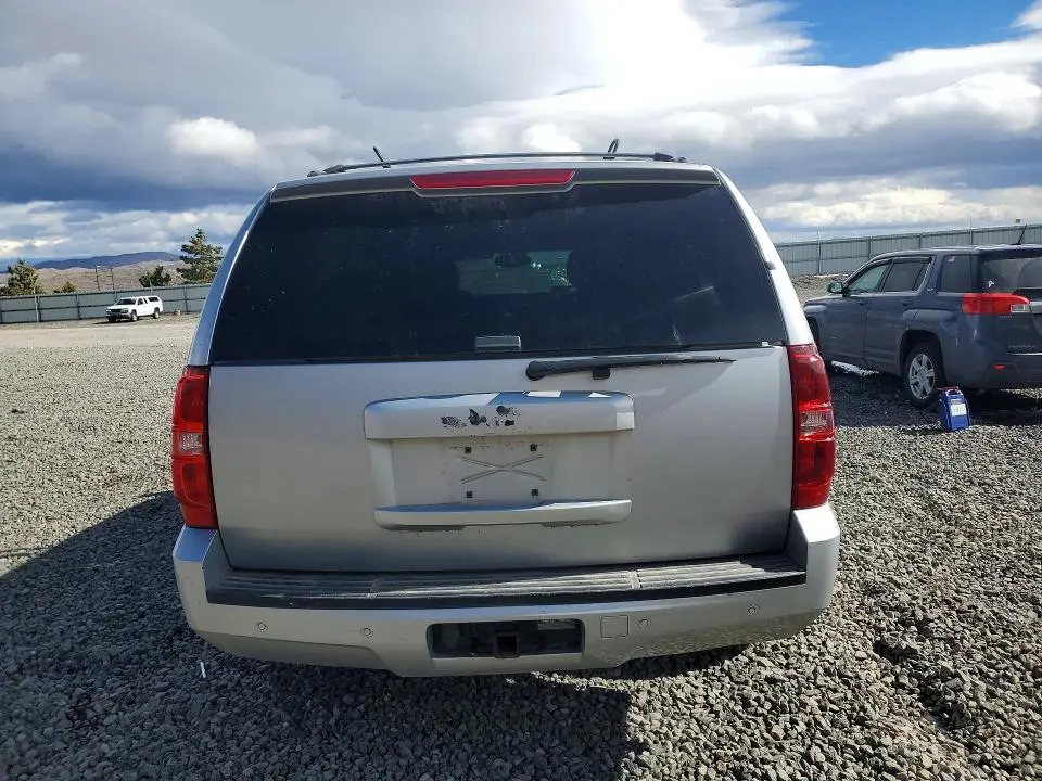 2012 CHEVROLET SUBURBAN K1500 LT  