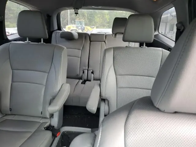 2016 HONDA PILOT ELITE  