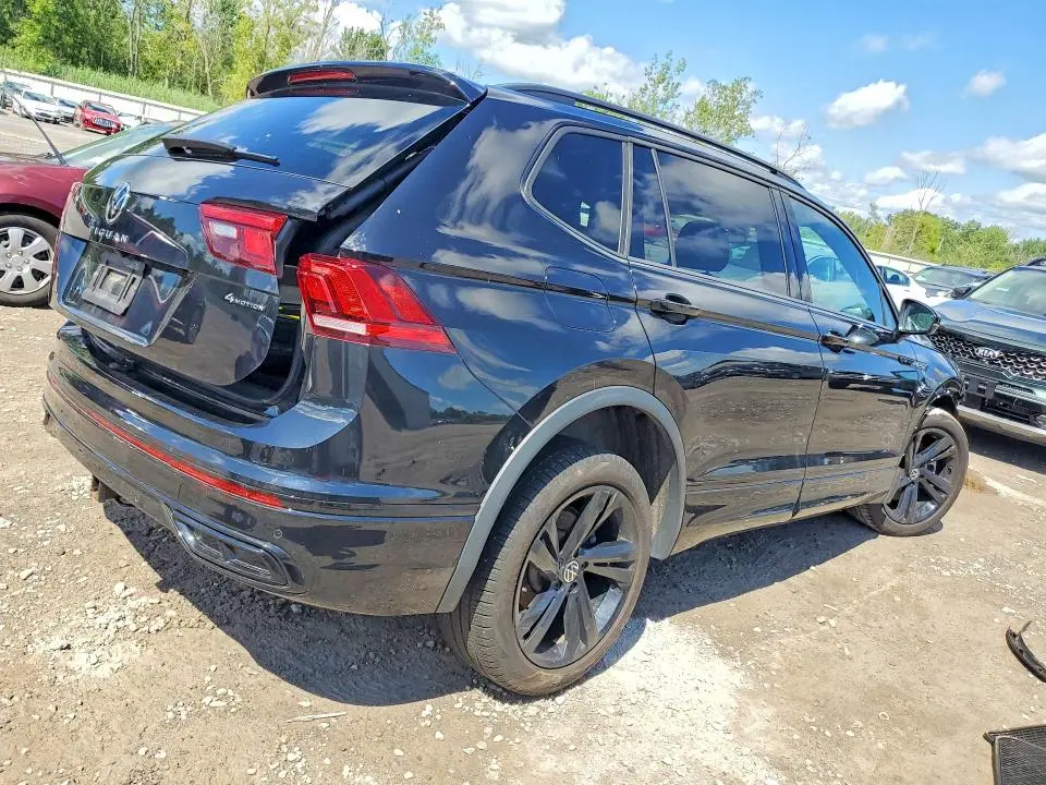 2024 VOLKSWAGEN TIGUAN SE R-LINE BLACK  