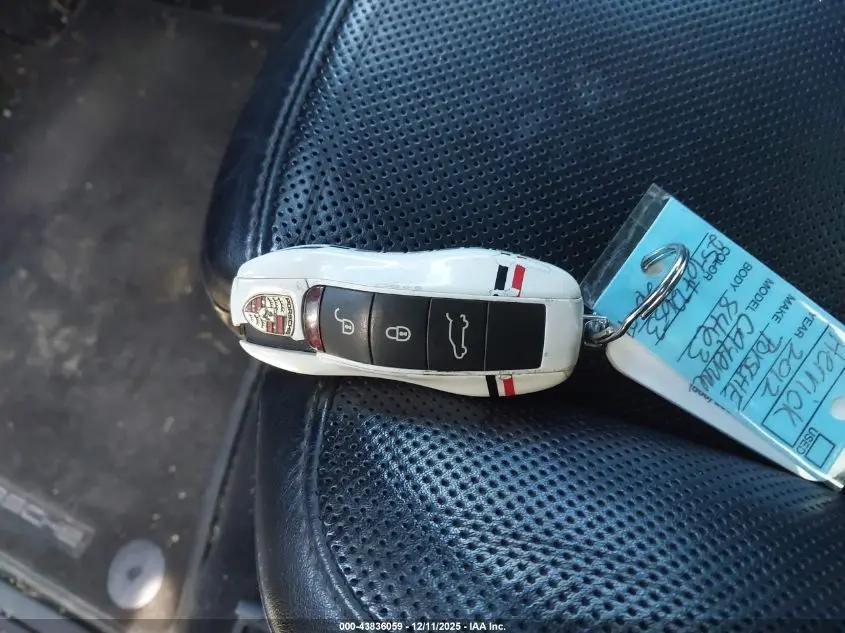 2012 PORSCHE CAYENNE  