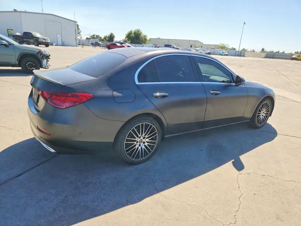 2024 MERCEDES-BENZ C 300  