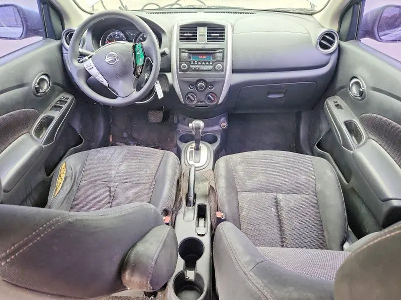 2018 NISSAN VERSA SV  