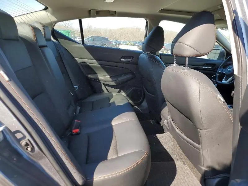 2020 NISSAN ALTIMA SR  