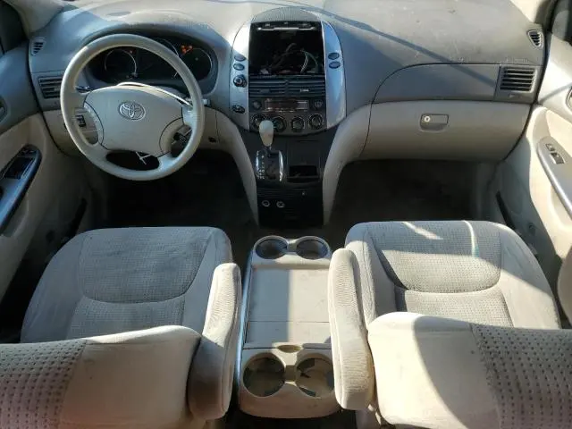 2010 TOYOTA SIENNA CE