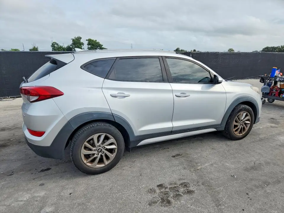 2018 HYUNDAI TUCSON SEL  