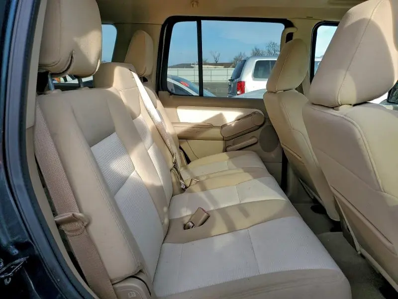 2010 FORD EXPLORER XLT  