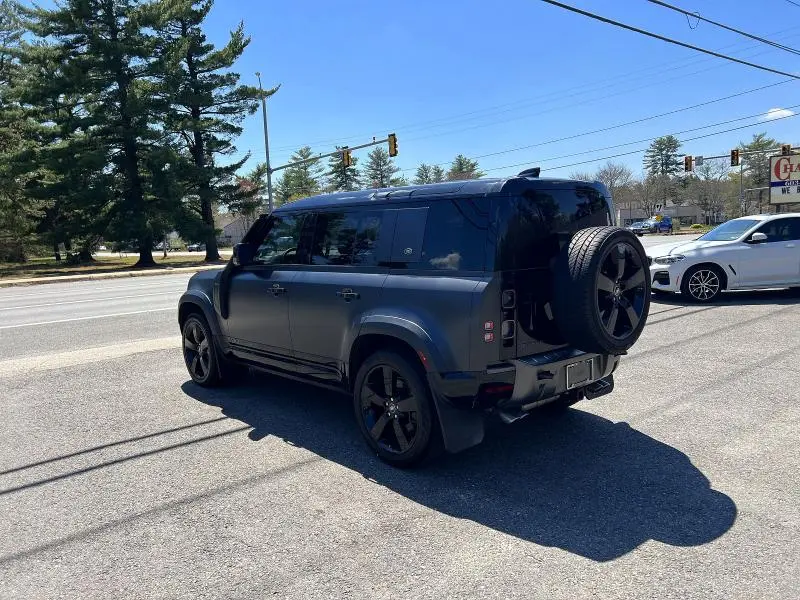 2023 LAND ROVER DEFENDER 110  