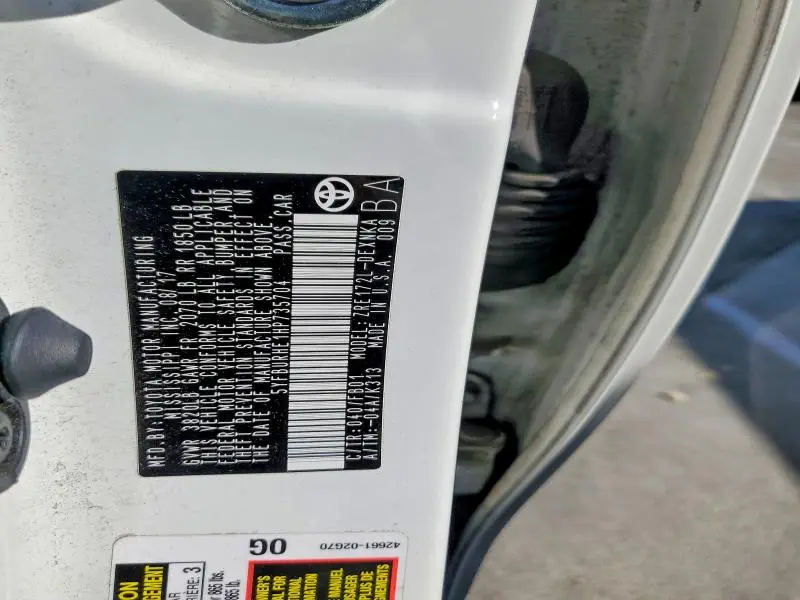 2017 TOYOTA COROLLA LE  